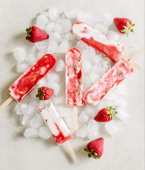 cg creamsciles-3 Strawberry Creamsicle, Giant Strawberry, Frozen Summer, Kid Friendly Snack, Vanilla Whipped Cream, Berries Recipes, Strawberry Puree, Summer Treats, Kids Snacks