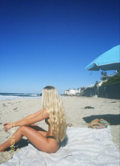 Blonde Beach Babe, Blonde Summer Aesthetic, Instagram Inspo Summer, Vacation Pic Inspo Instagram, Beach Pictures Inspo Instagram, Summer Instagram Pictures Aesthetic, Summer Pic Inspo Aesthetic, Aesthetic Beach Pictures Instagram, Photo Ideas Instagram Summer