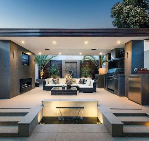 Top 70 Best Modern Patio Ideas - Contemporary Outdoor Designs Small House Design Architecture, Eksterior Modern, Modern Outdoor Kitchen, Modern Small House Design, Outdoor Entertaining Area, Modern Patio, Outdoor Kitchen Design, Small House Design, Outdoor Rooms