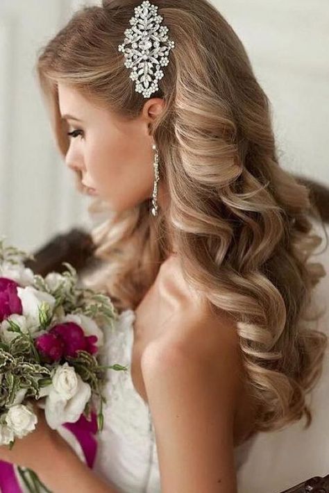 33 Wedding Hairstyles With Hair Down � wedding hairstyles down curly long blonde with side silver pin elstile #weddingforward #wedding #bride #weddinghairstyles #weddinghairstylesdown Glamorous Wedding Hair, Wedding Updos, Romantic Wedding Hair, Dress Pictures, Vintage Wedding Hair, Wedding Hair Down, Wedding Hairstyles Updo, Hair Wedding, A Wedding Dress