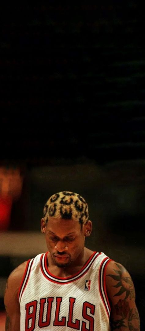 Dennis Rodman Wallpaper, Rodman Wallpaper, Denis Rodman, Michael Jordan Pictures, Kobe Bryant Wallpaper, Leopard Hair, Cool Album Covers, Basketball Photography, Nba Wallpapers