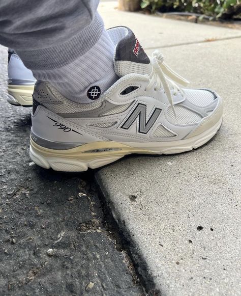 New Balance 990v3 Outfit Men, 990v3 Outfit, New Balance 990v3 Teddy Santis, Nb Sneakers, New Balance 990v3, Teddy Santis, New Balance 990, Leon Dore, Basket Vintage