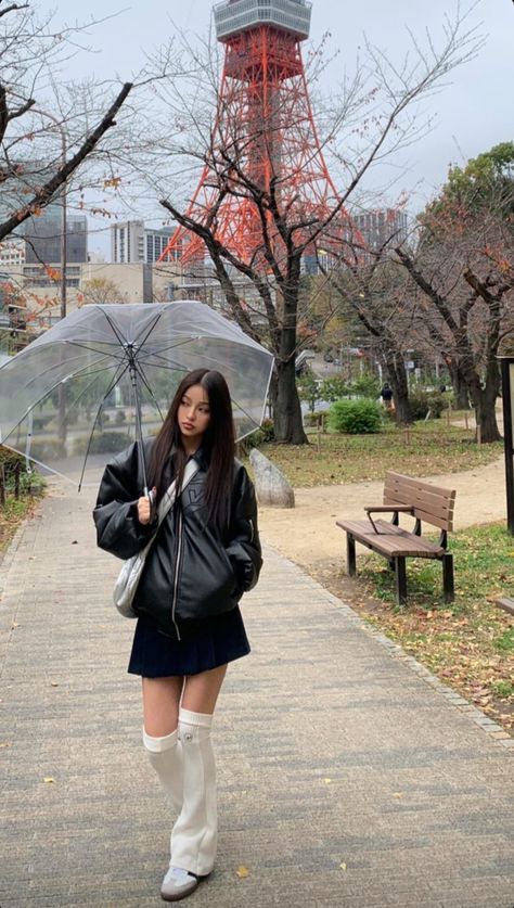 soft aesthetic korean clothes fashion rain umbrella rainy day city skirt jacket boots bag hairstyle cinnamon rolls whip cream hello kitty milk tea strawberry kawaii light pale korea japan pastel asia minimalist artistic photo core ribbon rabbit cozy softcore instagram pretty post date picture love cute ~ i c y r o s e cr to ig owner Korean Bag Outfit, Cinnamon Roll Jacket, Rain Core Aesthetic Outfits, Korean Fashion Rainy Day, Japan Rainy Day Outfit, Rainy Day Outfit Korean, Korean Rainy Day Outfit, Aesthetic Rainy Day Outfit, Korean Umbrella