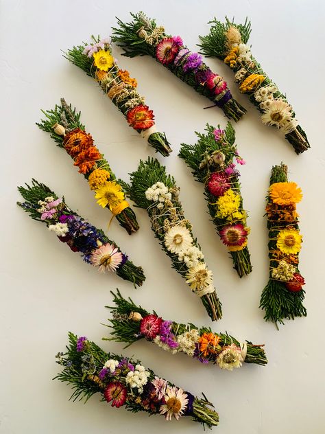 "Handmade with love!  Perfect gift for plant lovers and spiritual friends this season 💝 High vibrational functional art/tool 6-8\" Please message me if you prefer specific colors for flowers or string" Bulk Dried Flowers, Plants As Gifts Ideas, Altar Blessing, Spiritual Friends, Cleansing Stick, Botanical Display, Witch Shop, Witch Gift, Art Tool