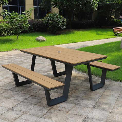 Outdoor Restaurant Chairs, Coffee Table And Chairs, Outdoor Table Set, Kursi Outdoor, Metal Picnic Tables, Wood Dining Table Set, Bbq Table, Parks Furniture, Outdoor Table Settings