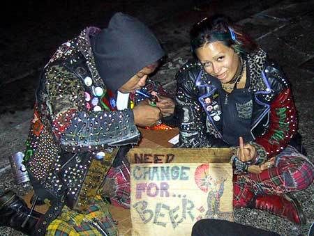 Portland Gutter Punks | Popular Culture Gutter Bookshelf, Gutter Punk, Punks Not Dead, Crust Punk, Harley Bobber, Punk Rocker, Custom Jacket, Popular Culture, Punk Rock