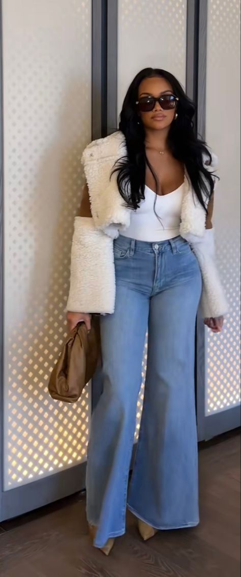 Jeans Over Boots Outfit, Tyra Banks Casual Outfits, Denim Pants Winter Outfit, Blue Button Down Shirt Outfit Fall, Cute Classy Fall Outfits, Thanksgiving Day Outfits Black Women, Classy Shopping Outfit, Cute Winter City Outfits, Closing Outfit House