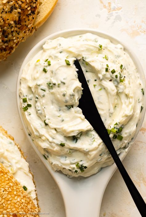 Flavored Cream Cheese, Cream Cheese Spread Recipes, Flavored Cream Cheeses, Cream Cheese Recipes Dip, Flavored Whipped Cream, Cream Cheese Appetizer, Healthy Baby Food, Cream Cheese Dips, Cream Cheese Spreads