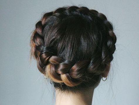 Braided Crown Hairstyles, French Braid Ponytail, Dutch Braid Hairstyles, Book Dress, Long Box Braids, Halo Hair, Peinados Fáciles Para Cabello Corto, Crown Braid, Braided Hairstyles Easy