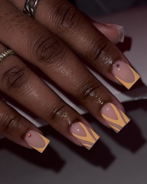 Shorties 💕 April appointments available Using my nail tips coming 3/20 #nails #nycnailtech #brooklynnailtech #acrylicnails #nailart #nailartist #shortnails #frenchnails Thanksgiving Nails Black Women, Short Gel Nail Art Designs, Summer To Fall Transition Nails Short, Shorties Nails Summer Colors, Orange Nail Inspo Acrylic, Short Brown Nails Design, Shorties Nails Fall Colors, Fall Nail Designs Short Square, French Nail Designs Square