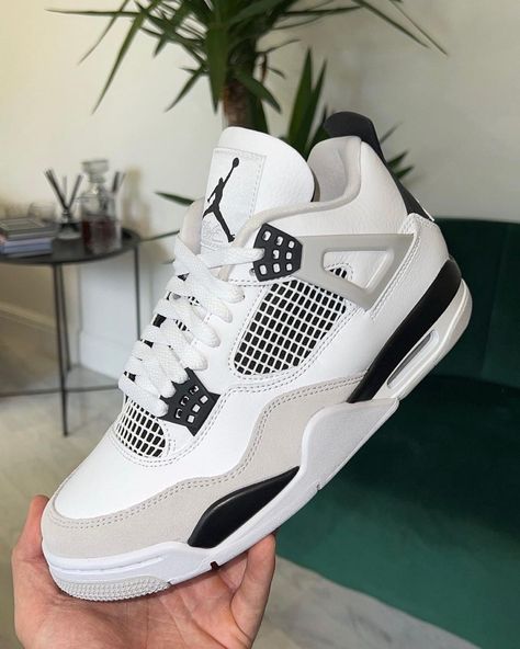 Air Jordan 4s Retro, Jordan 4s Retro, Best Jordans, Skor Sneakers Nike, Zapatillas Jordan Retro, Air Jordan Retro 4, Skor Sneakers, Cheap Jordan Shoes, Jordan 4s