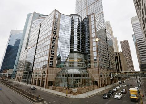 James Ingo Freed for Pei Cobb & Partners | Capella Tower | First Bank Place | Minneapolis, Minnesota, Estados Unidos | 1992 Downtown Minneapolis, Doctorate Degree, First Bank, Liberty University, Higher Learning, Online University, Minneapolis Minnesota, Fresh Look, Relocation