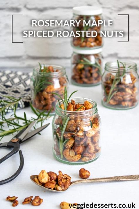 Rosemary maple spiced roasted nuts are irresistibly tasty. They only take 20 minutes to make and you can put them into little jars for an edible Christmas gift. All the flavours work beautifully with the crunchy candied nuts. Nut Gifts, Spiced Nuts Recipe, Christmas Nuts, Flavored Nuts, Vegetable Cake, Edible Christmas Gifts, Nuts Gift, Easy Vegan Dessert, Christmas Food Gifts