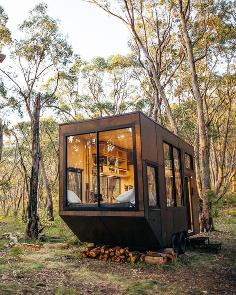 Creek Ideas, Micro Homes, Wohne Im Tiny House, Tree House Diy, Off Grid Cabin, Mini Houses, Tiny House Inspiration, Tree House Designs, Adelaide Hills