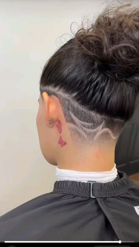 Nape Undercut Designs Simple, Women Undercut Designs, Small Undercut Women, Christmas Undercut Designs, Undercut Hairstyles Women Design, 360 Undercut Women, Under Cuts For Women Designs, Girls Undercut Hairstyles, Faded Undercut Women