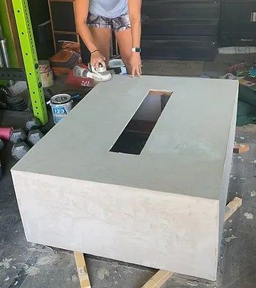 Concrete Fire Pit Table, Concrete Fire Table Diy, Diy Outdoor Propane Fireplace, Concrete Fire Pits Diy, Concrete Fire Table, Diy Outdoor Coffee Table Fire Pit, Diy Outdoor Gas Fire Pit, Diy Cement Fire Pit, Diy Faux Concrete Table