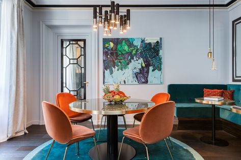 Orange Chairs, Orange Home Decor, Affordable Interior Design, Dining Room Inspiration, Dining Room Design, Eclectic Decor, Room Table, Best Interior, 인테리어 디자인