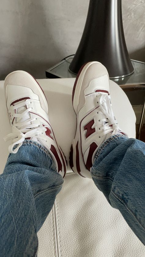 New Balance 550 « Sea Salt Burgundy » New Balance 550 Sea Salt, 550 Sea Salt, Balance 550, Sea Salt, Converse Sneaker, New Balance, Converse, Outfit Inspirations, Salt