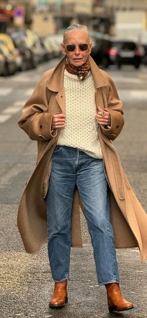 Linda Wright Style 2024, Linda Wright Style, Linda Wright, Parisian Outfits, Linda Evans, Travel Chic, French Women Style, Advanced Style, French Women