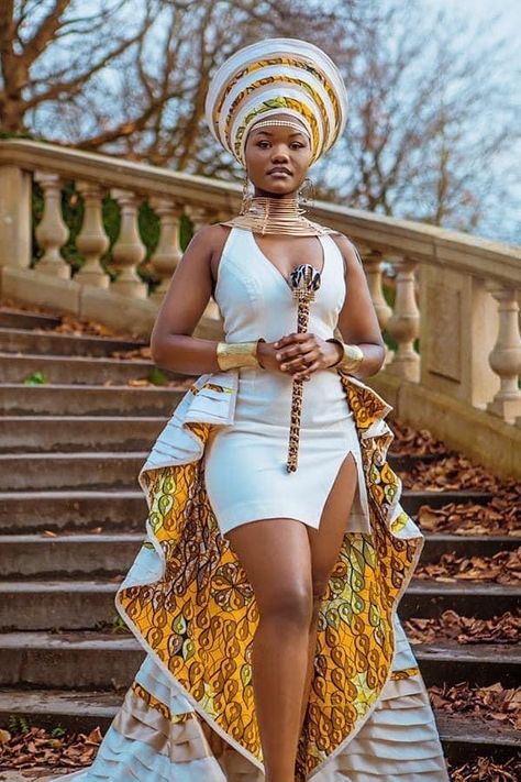 Afrocentric Wedding Dress, Afro Dresses, African Traditional Wear, African Wedding Attire, Best African Dresses, African Inspired Clothing, Afrikaanse Mode, African Wedding Dress, African Fashion Ankara