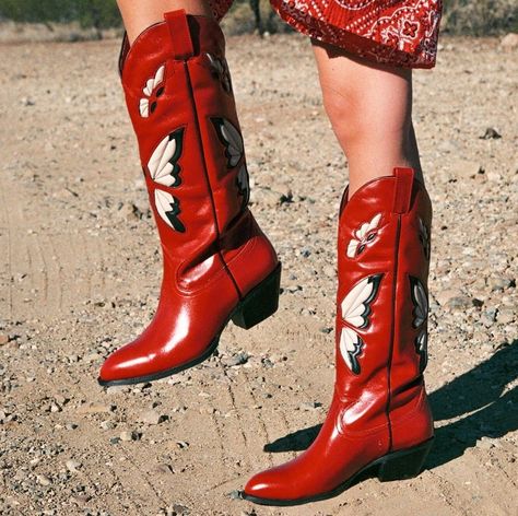 Embroidered Chunky Heels, Red Cowboy Boots, Butterfly Shoes, Nashville Bachelorette, Cowgirl Cowboy, Cowboy Style, Cowboy Boots Women, Leather Cowboy Boots, Cow Boy