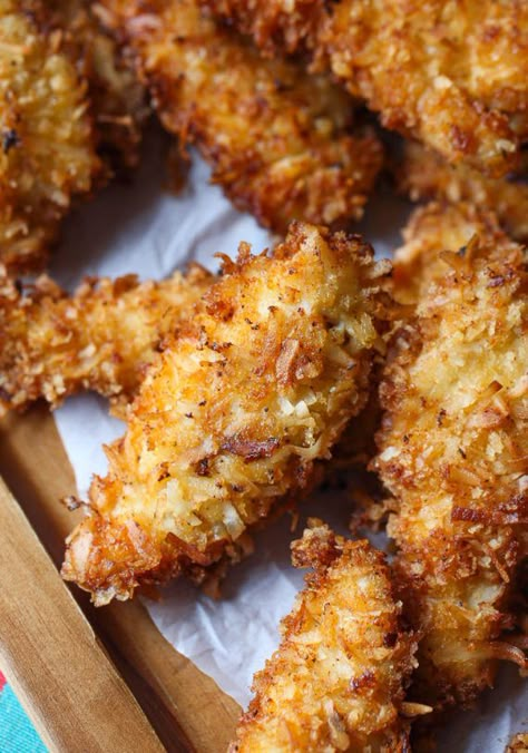 Crispy Coconut Chicken Strips!!! Such a quick and easy weeknight meal or amazing appetizer idea! My family LOVES THESE!!! Crispy Coconut Chicken, Coconut Chicken Recipe, Fried Chicken Cutlets, Stomach Rumbling, Chicken Recipe Easy, Coconut Chicken, Chicken Strips, Chicken Cutlets, Winner Winner