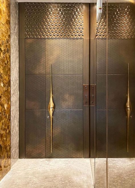 Modern Entrance Door, Modern Wooden Doors, Metal Doors Design, Main Entrance Door Design, Main Entrance Door, Door Handle Design, Wooden Main Door, Wooden Main Door Design, Entrance Gates Design