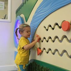 Play Wall Decor, Daycare Interactive Wall, Interactive Playroom Wall, Kindergarten Wall Design, Sensory Museum, Sensory Walls, Sensory Design, Art Montessori, Indoor Playground Design