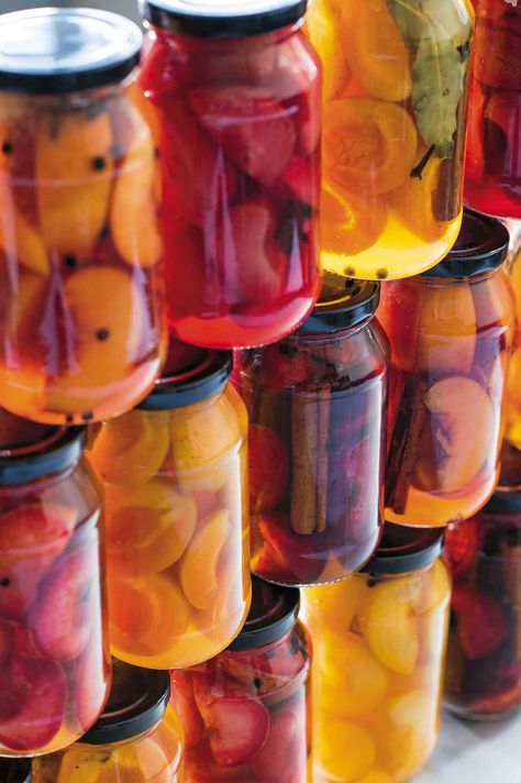 This fast and easy method for pickling stone fruits lets you enjoy them all year round. Here's how to make them. Preserving Fruit In Jars, Stone Fruit Recipes, Pickled Salads, Lots Wife, Pickle Making, Preserve Fruit, Pickled Peaches, Pickled Fruit, Pickled Cherries