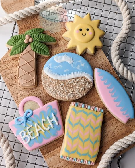 Brittany's Bakehouse | Who is ready for summer?! I know I am! We're kicking off the start of summer vacation with a beach themed cookie class! There are 2 classes… | Instagram Beach Themed Decorated Cookies, Sunset Cookies Decorated, Beach Cookies Decorated, Pool Cookies, Summer Cookies Decorated, Summer Themed Cookies, Beach Themed Cookies, Decorated Biscuits, Summer Sugar Cookies