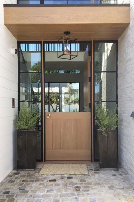 Dutch Doors Exterior, Tongue And Groove Panelling, Modern Front Door, Dutch Door, Front Door Design, Garden Studio, Wood Doors Interior, Exterior Doors, Wood Doors