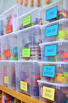 Diy Closet Toy Storage Ideas, You Organization, Organized Toyroom, Kids Closet Ideas, Organizing Kids Toys, Toy Rotation System, Toy Closet Organization, Organize Toddler Toys, Toys Organization