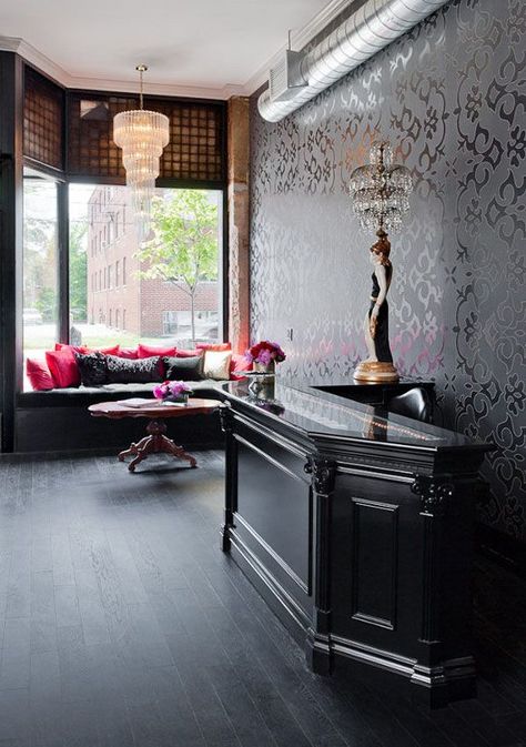 black-salon-reception-desk - Home Decorating Trends - Homedit Modern Salon Reception Desk, Salon Interior Design Ideas, Hair Salon Interior Design, Salon Reception Desk, Nail Salon Interior Design, Beauty Salon Interior Design, Reception Desk Design, Hair Salon Decor, Salon Suites