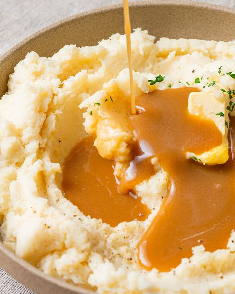 Easy Beef Gravy Recipe, Dairy Free Gravy, Homemade Beef Gravy, Beef Gravy Recipe, Vegan Dressings, Brown Gravy Recipe, Gluten Free Gravy, Vegan Xmas, Vegan Turkey