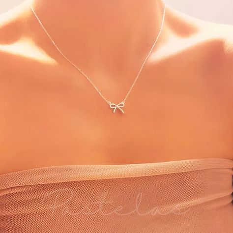 Sterling Silver Bow Necklace Silver Pendant Necklace Bow - Etsy Canada Silver Jewlery, Bow Pendant, Silver Ribbon, Celestial Necklace, Ribbon Necklace, Bow Necklace, Bow Jewelry, Gold Fashion Necklace, Gem Necklace