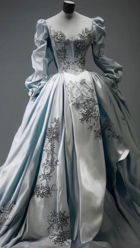 Acotar Winter Court, Winter Court, Old Fashion Dresses, Fantasy Dresses, Royal Dresses, Fantasy Gowns, Medieval Dress, Fairytale Dress, Fantasy Dress