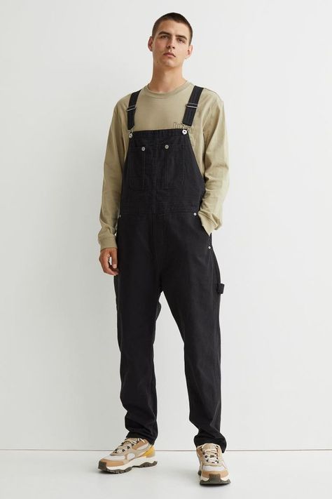 Overall Men, Overalls Outfits, Overalls Black, Overalls Men, Black Overalls, Man Black, Man Fashion, Men In Uniform, Denim Overalls