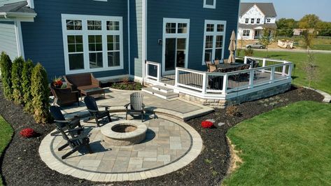 Concrete Patios, Patio Deck Designs, Deck Designs Backyard, Backyard Paradise, Decks Backyard, Have Inspiration, Diy Deck, Backyard Deck, Patio Designs