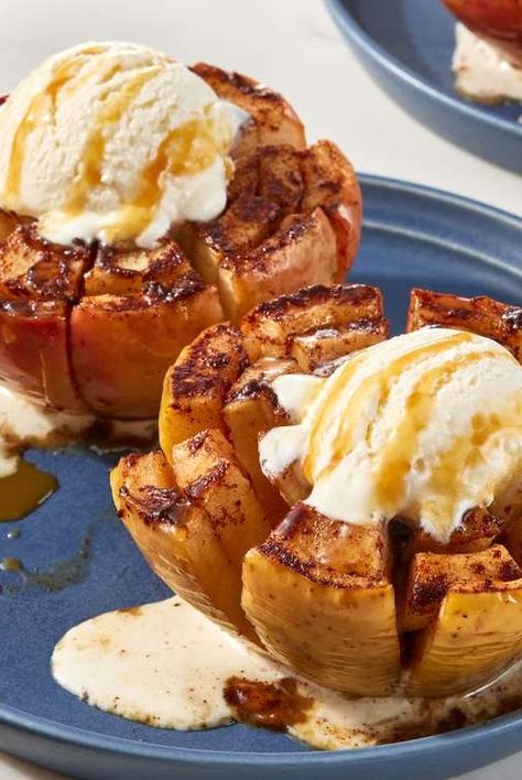 A sweet fall spin on the classic restaurant favorite, Bloomin' Apples take all the fun of Outback's Bloomin' Onion appetizer and put it in dessert form. Brushed with warmly-spiced butter and stuffed with caramel, the tender apple treats taste like the epitome of fall. Here's how to make Bloomin' Apples. Bloomin Apple Recipe, Bloomin Apple, Bloomin Apples, Onion Appetizers, Apple Treat, Spiced Butter, Apple Recipe, 5 Ingredient Dinners, Fall Snacks