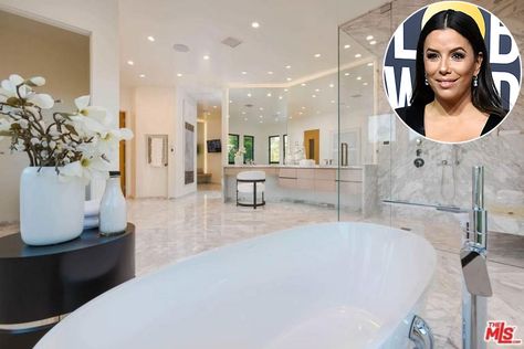 24 of the most stylish celebrity bathrooms – from Rochelle Humes to Kim Kardashian - Photo 13 Kim Kardashian Bathroom, Kardashian Bathroom, Celebrity Bathrooms, Large Bathtubs, Yorktown Virginia, Large Bathtub, Vogue Williams, Kim Kardashian Kylie Jenner, Master Bath Design