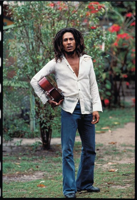 A new oral history shows just how much of his story is up for grabs. Frases Do Bob Marley, Image Bob Marley, Cee Lo Green, Jacob Miller, Bob Marley Poster, Bob Marley Songs, Arte Bob Marley, Bob Marley Legend, Marley Family