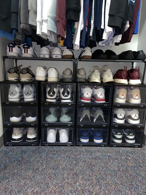 Shoe Set Up In Room, Shoe Closet Organization Small, Shoe Organization Aesthetic, Sneaker Rack Ideas, Sneakers Collection Aesthetic, Small Shoes Closet, Shoe Storage Aesthetic, Small Shoe Collection, Sneaker Collection Aesthetic