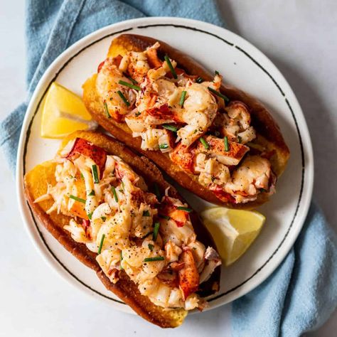 Connecticut Lobster Roll Recipe - No Mayo - Crumb-Snatched Lobster Roll Connecticut, Connecticut Lobster Roll Recipe, Connecticut Lobster Roll, Lobster Roll Recipe, Lobster Roll Recipes, Grilled Lobster, Brioche Bun, Lobster Salad, Beefsteak Tomato