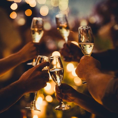 Why is 'Auld Lang Syne' sung on New Year's Eve? What to know about the song's meaning, lyrics Quotes Valentines Day, Card Writing, Champagne Brands, Wedding Toast, Best Champagne, Champagne Gift, Auld Lang Syne, Pinot Gris, Champagne Cocktail