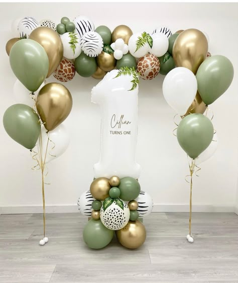 Picture Birthday Decorations, First Birthday Ballons Decoration Ideas, First Birthday Boy Balloons, Wild One Birthday Party Balloons, Safari Bday Party Ideas, Simple Birthday Balloon Decorations, Wild One Balloons, Safari First Birthday Party Boy, 1 Year Baby Boy Birthday Decoration