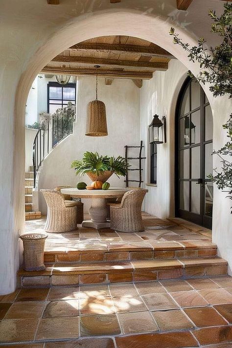 Spanish Villa Aesthetic Interior, Mediterranean Florida Homes, Mediterrean Homes Interiors Coastal, French Arches Interior Design, Mediterranean Room Ideas, Spanish Style Design, Mediterranean Fall Decor, Exterior House Colors Spanish Style, House Mediterranean Interior