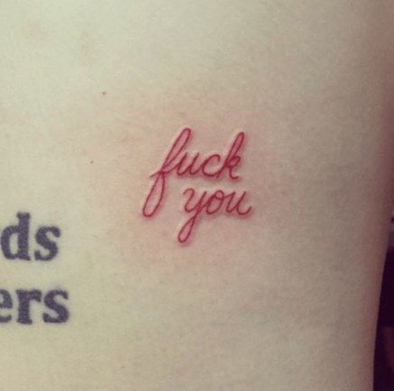 Funny Tattoo, Inspiration Tattoos, Trendy Tattoo, Lip Tattoos, Discreet Tattoos, Funny Tattoos, Subtle Tattoos, Little Tattoos, Design Tattoo