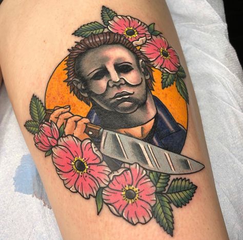 Michael Myers Tattoo, New Traditional Tattoo, Myers Tattoo, Tato Tradisional, Horror Movie Tattoos, Movie Tattoo, Movie Tattoos, Christmas Tattoo, Scary Tattoos