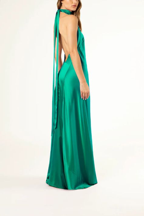 Halter Neck Dress Formal, Matriekafskeid Rokke, Halter Neck Prom Dress, Halter Prom Dresses Long, Silk Dresses Outfit, Matric Dance, Silk Halter Dress, Backless Gown, Long Green Dress