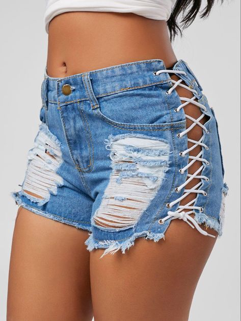 Side laced short shorts Mode Grunge Hipster, Ripped High Waisted Jeans, Destroyed Denim Shorts, Mode Hippie, Summer Shorts Denim, Denim Decor, Ripped Jean Shorts, Ripped Denim Shorts, Ripped Shorts